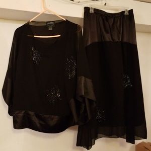 2 piece skirt set sequins on the top and skirt